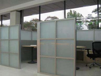 裝修項目中的隔間設計_辦公室裝修_翰翔建筑
