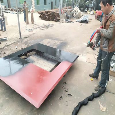 設備型材防腐聚脲噴涂